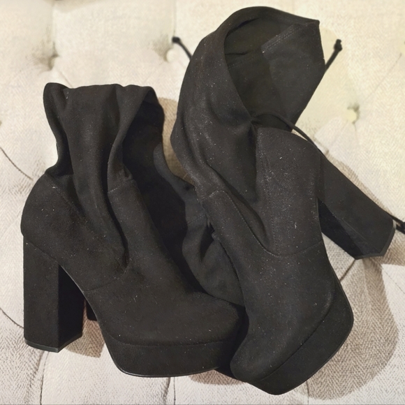 Steve Madden Over the Knee Platform Boots - Picture 1 of 2